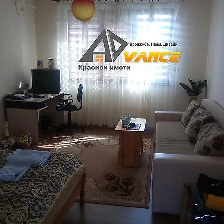 Apartament Za Noshtuvki Karina'' * ブルガス